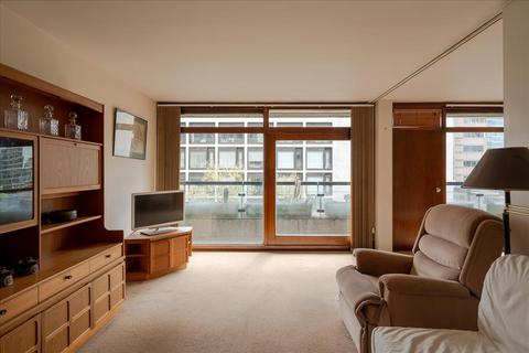 1 bedroom apartment for sale, Andrewes House, Barbican, London, EC2Y