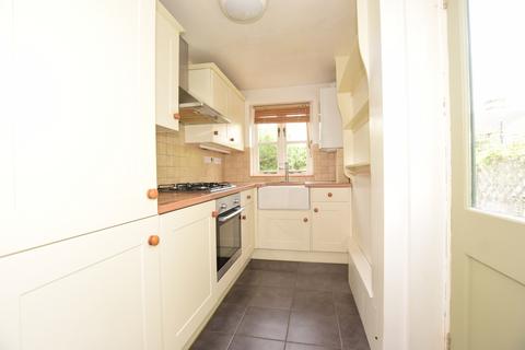 2 bedroom semi-detached house to rent, Fielding Street Faversham ME13