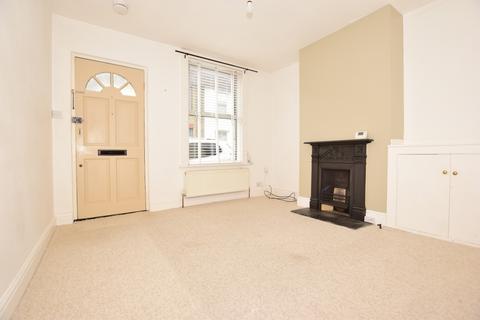 2 bedroom semi-detached house to rent, Fielding Street Faversham ME13
