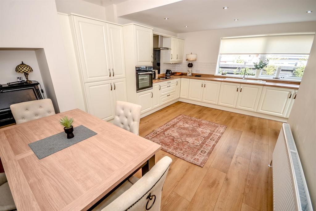 Marsden Road, South Shields 3 bed semidetached house for sale £230,000