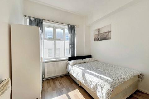 3 bedroom apartment to rent, whitechapel road, london E1