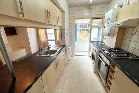 3 bedroom semi-detached house for sale, Fleetwood Road North, Thornton FY5