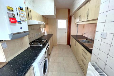 3 bedroom semi-detached house for sale, Fleetwood Road North, Thornton FY5