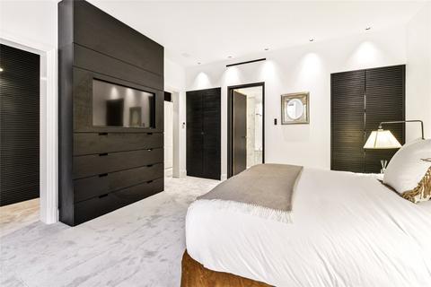 3 bedroom duplex to rent, Pont Street, Knightsbridge, London, SW1X