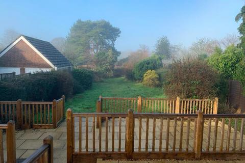 undefined, Hale Road, Hale SP6