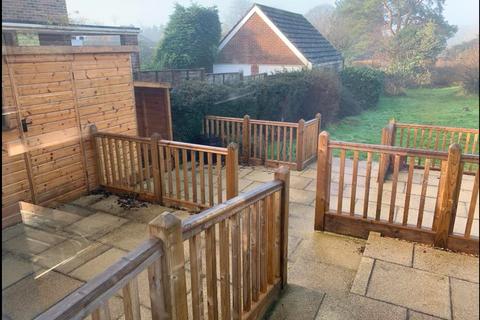 undefined, Hale Road, Hale SP6