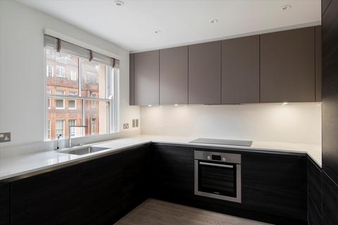 3 bedroom flat to rent, North Audley Street, London, W1K.