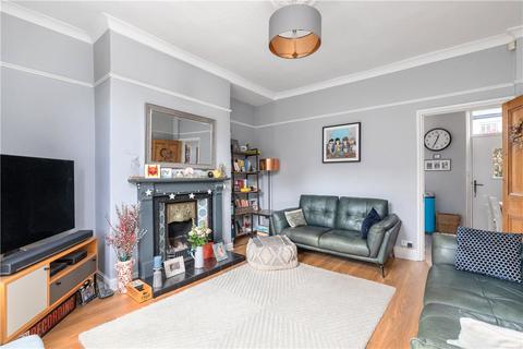 15 Ash Grove, Ilkley, LS29 8EP