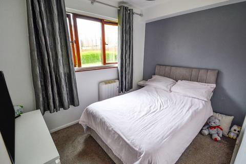 1 bedroom flat for sale, Waterside Close, Essex, Barking, ., IG11 9EL