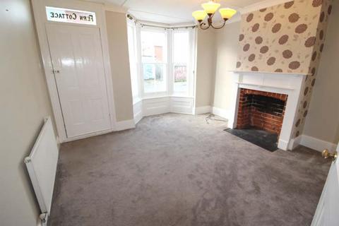 3 bedroom detached house to rent, Nelson Street, Brightlingsea CO7