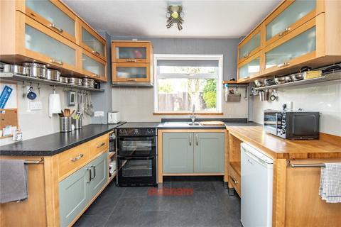 4 bedroom semi-detached house for sale, Southmead Drive, Lickey End, Bromsgrove, Worcestershire, B60