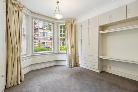 4 bedroom flat for sale, Riverview Gardens, London SW13