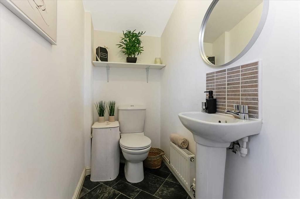 Lower Level WC