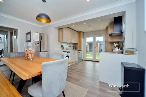 137 Browning Avenue, Worcester Park, KT4 8LD