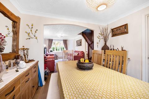 5 bedroom detached house to rent, Elder Close, Portslade, Brighton, BN41