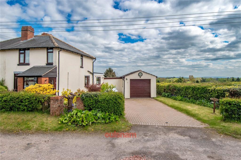 Mount Road, Fairfield, Bromsgrove... 2 bed semidetached house for sale