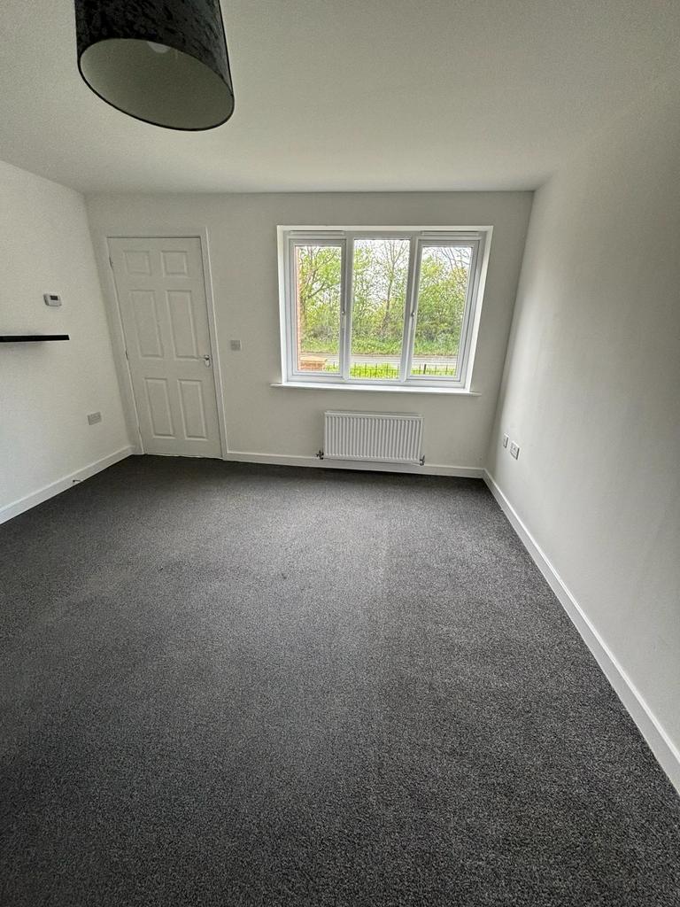 Wingate Way, Ashington, Northumberland 3 bed semidetached house £725