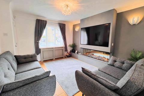 3 bedroom semi-detached house for sale, Thompson Close, Hipperholme HX3