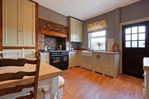 2 bedroom terraced house for sale, Carr Bank Lane, Nether Green