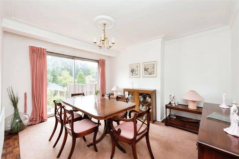 300 Raeburn Avenue, Surbiton, KT5 9EF