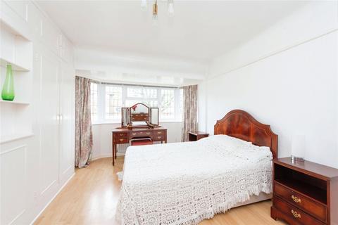 300 Raeburn Avenue, Surbiton, KT5 9EF