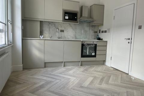 Studio to rent, Comeragh Road, London, Greater London, W14