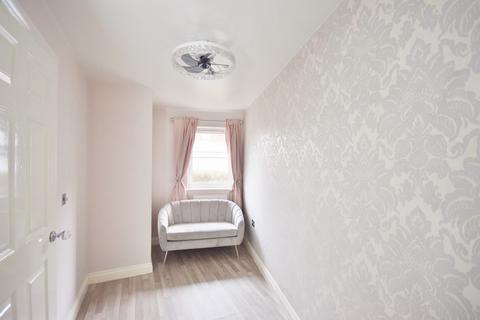 2 bedroom ground floor flat to rent, Hankinson Road, Bournemouth BH9