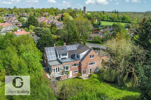 6 bedroom detached house for sale, Brundall Road, Norwich NR13