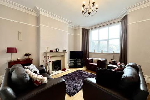 4 bedroom semi-detached house for sale, North Road, St Helens