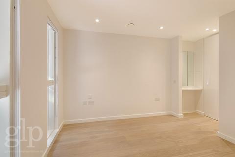 1 bedroom apartment to rent, Fouberts Place W1F