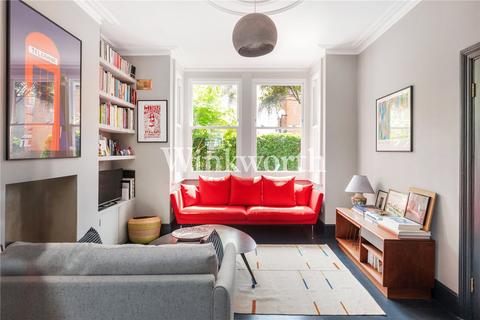 24 Radley Road, London, N17 6RL