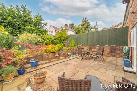 19 Celtic Close, Undy, Caldicot, NP26 3PB