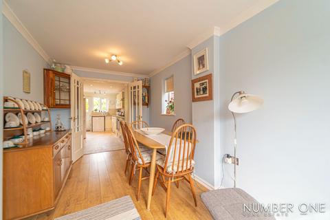 19 Celtic Close, Undy, Caldicot, NP26 3PB