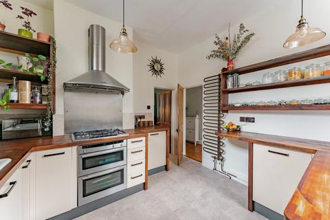 4 bedroom end of terrace house for sale, Valentine Street, Norwich