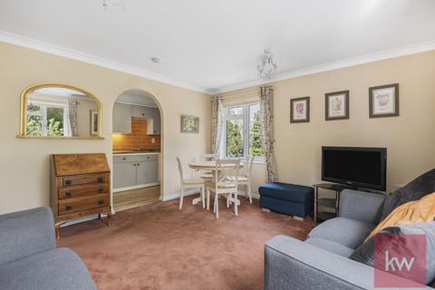 1 bedroom apartment for sale, Crescent Dale, Shoppenhangers Road, Maidenhead, SL6