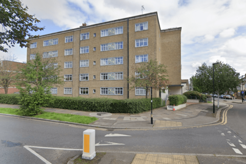 2 bedroom flat to rent, Holsgrove Court, W3