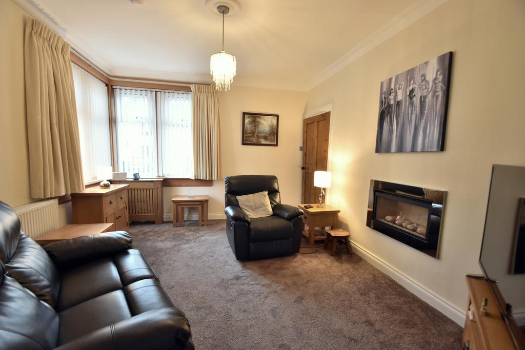 Race Road, Bathgate EH48 3 bed detached bungalow for sale £265,000