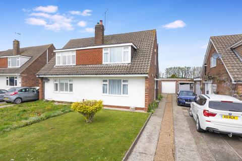 3 bedroom semi-detached house for sale, Burleigh Close, Rochester