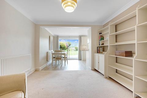 16 Burleigh Close, Rochester, ME2 3TQ