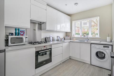 3 bedroom end of terrace house for sale, Aylesbury,  Buckinghamshire,  HP22