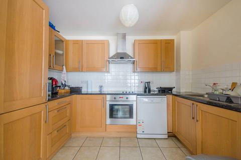 1 bedroom flat to rent, Sherwood Gardens, Isle Of Dogs, London, E14