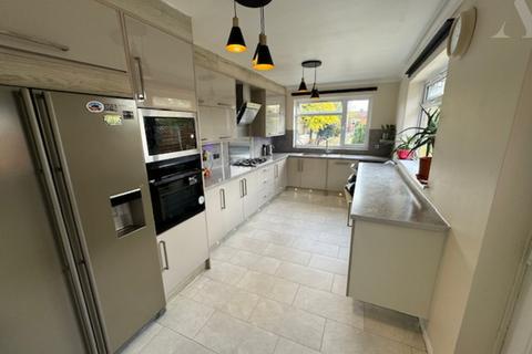 5 bedroom semi-detached house for sale, Coleshill Road, Hodge Hill, Birmingham, West Midlands