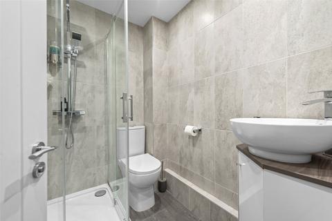 1a Wallis Close, Dartford, DA2 7BE