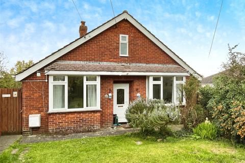 2 bedroom bungalow for sale, High Street, Dilton Marsh