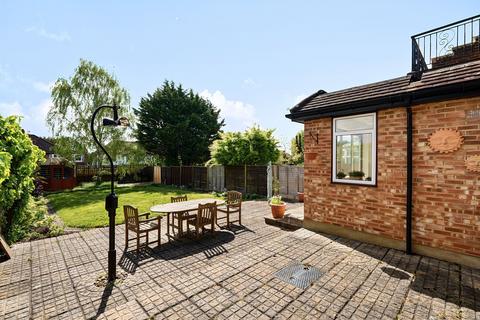 12 Stoneleigh Crescent, Stoneleigh, Epsom, KT19 0RP