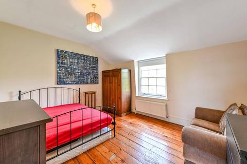 7c Compton Terrace, London, N1 2UN