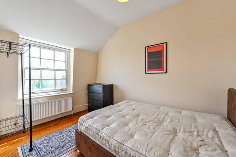 7c Compton Terrace, London, N1 2UN