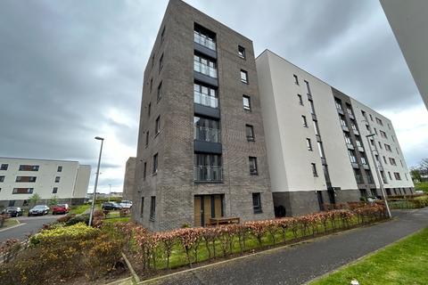 3 bedroom flat to rent, Arneil Drive, Pilton, Edinburgh, EH5