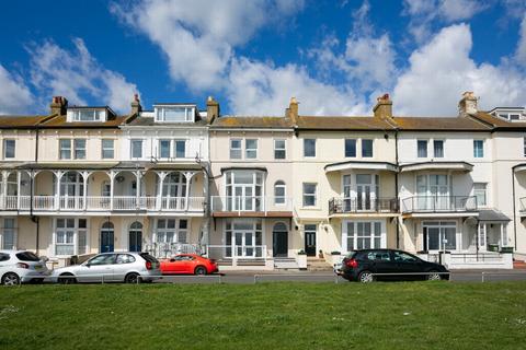 Marine Parade, Hythe, CT21