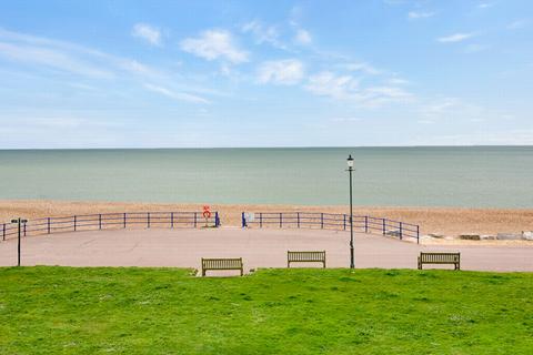 2 bedroom flat for sale, Marine Parade, Hythe, CT21